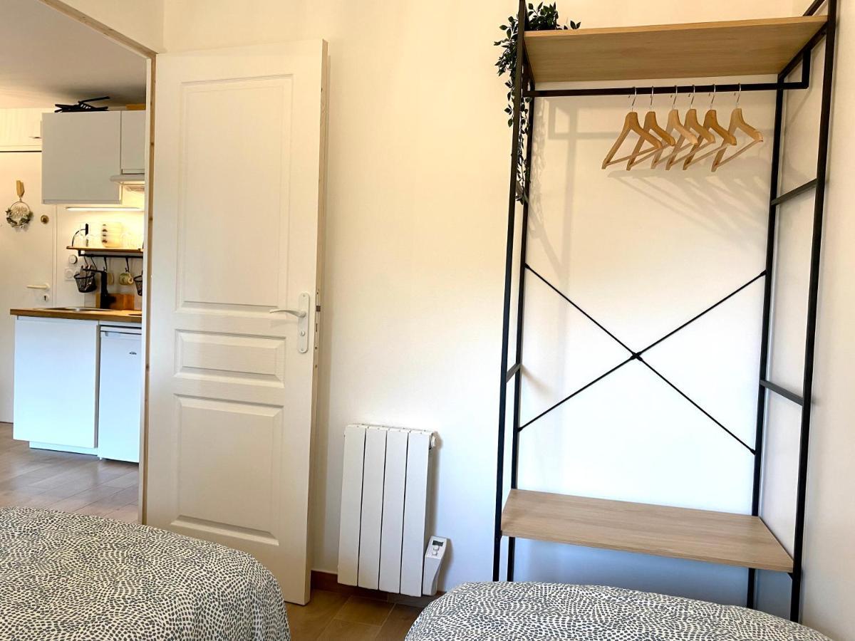 Perle Marine Au Pied De La Plage Cabourg Exterior foto